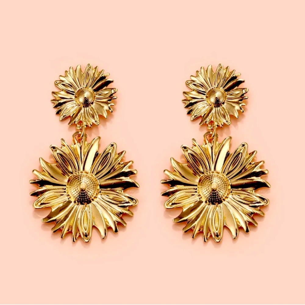 Gold long Flower Earrings